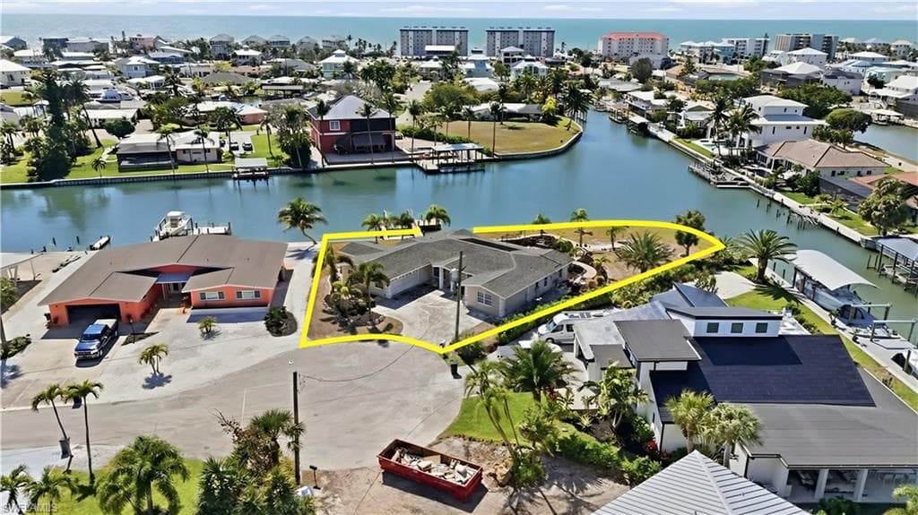 675 Randy LN, FORT MYERS BEACH FL 33931-4
