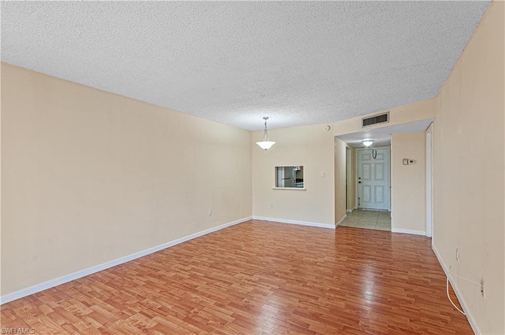 225 TURTLE LAKE CT 209-3