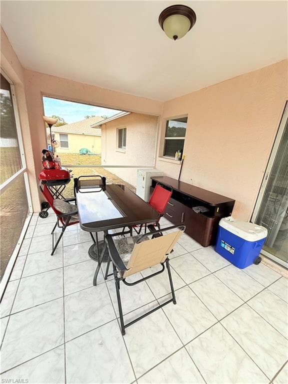 755 Arundel CIR, FORT MYERS FL 33913-19