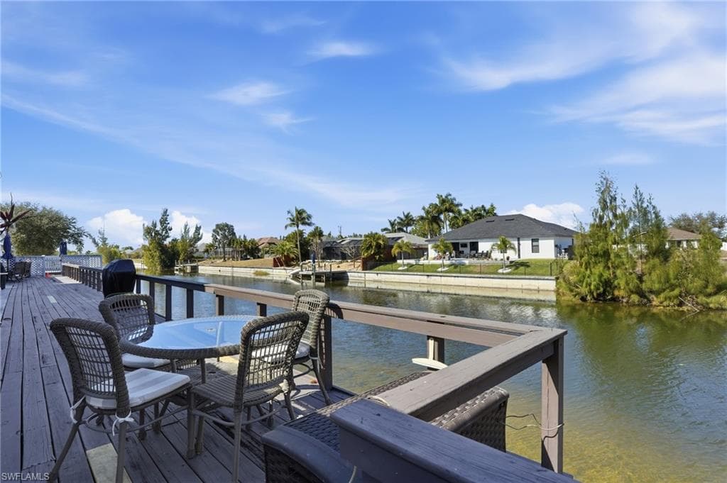 1135 Gleason PKWY # 104, CAPE CORAL FL 33914-21