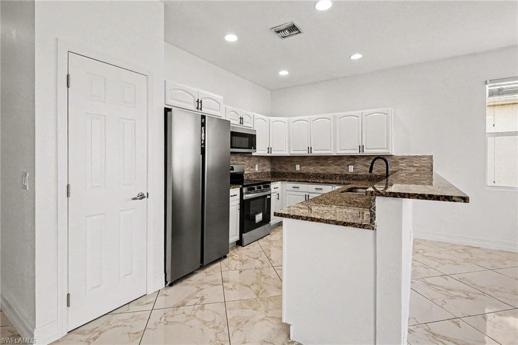 933 Hamilton ST, IMMOKALEE FL 34142-9