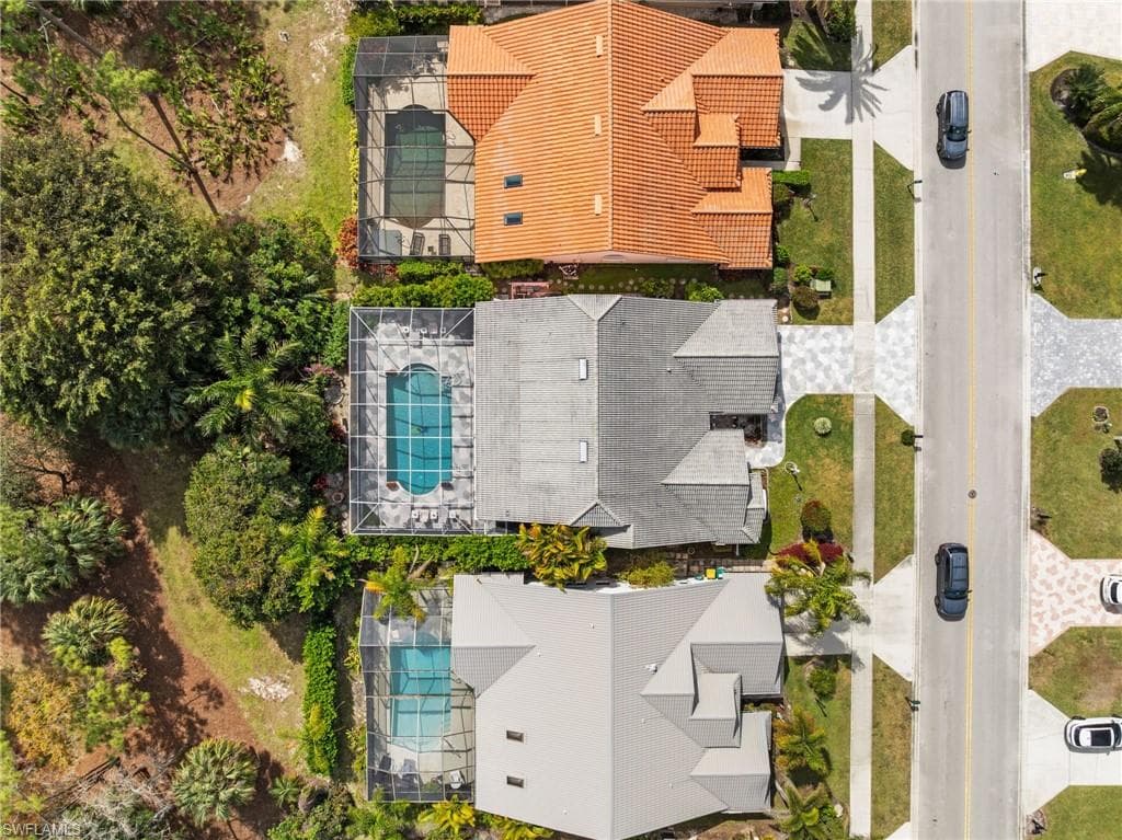 256 Countryside DR-29