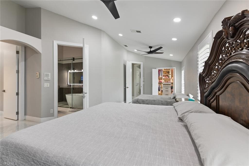 15613 Beachcomber AVE-35