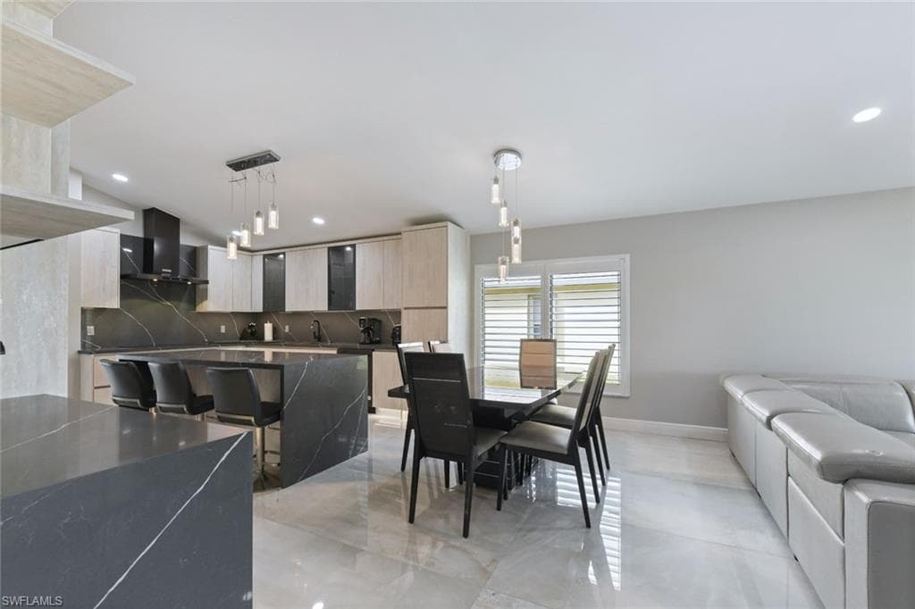 15613 Beachcomber AVE-19