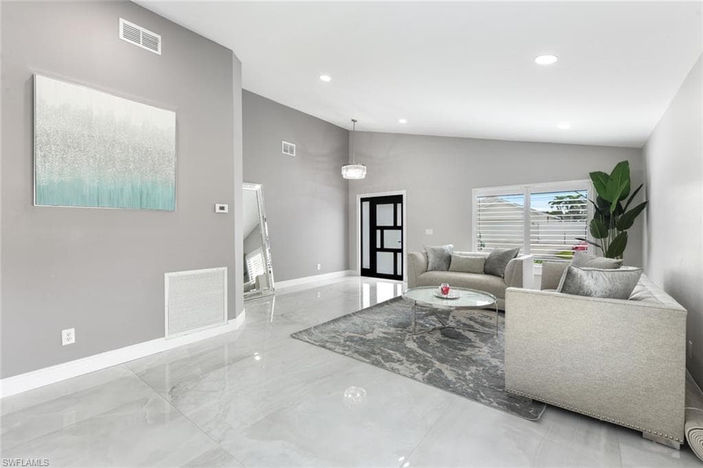 15613 Beachcomber AVE-9
