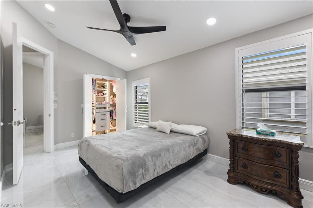15613 Beachcomber AVE-32