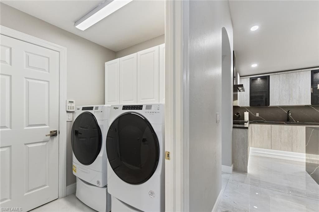 15613 Beachcomber AVE-40