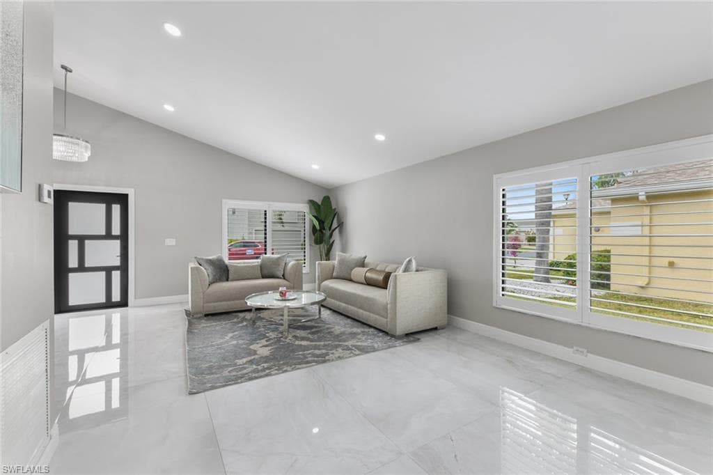 15613 Beachcomber AVE-10