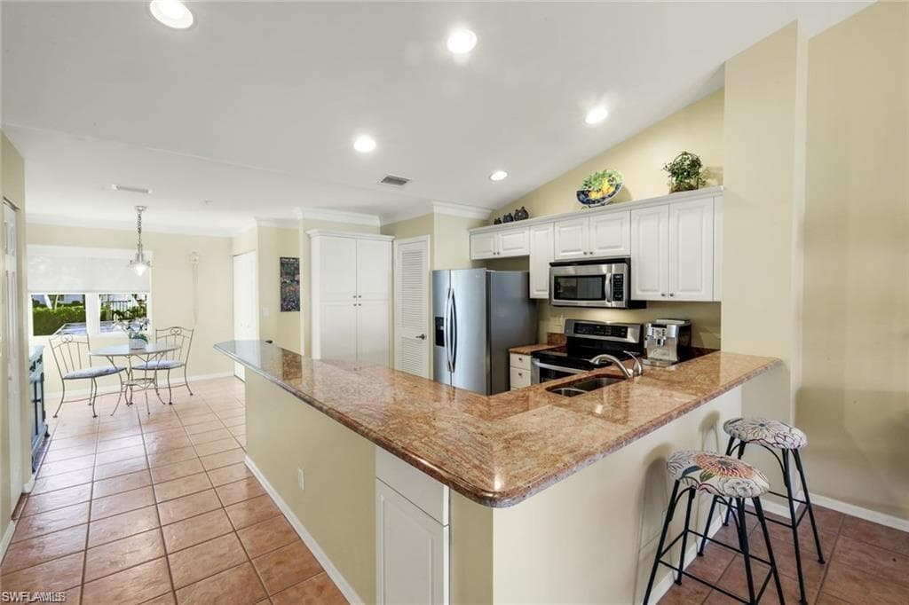 5070 Cedar Springs DR # A, NAPLES FL 34110-3