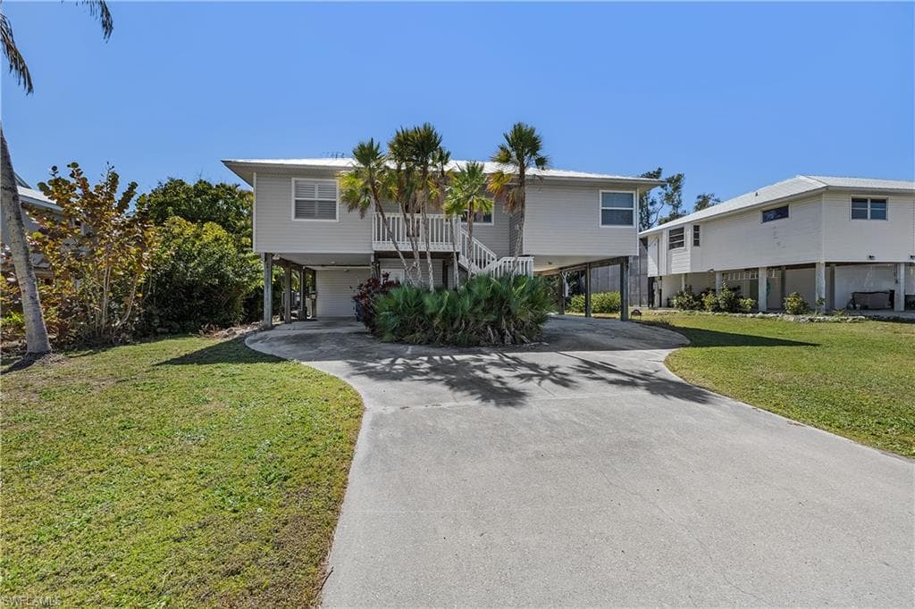 7947 Gabion CT, BOKEELIA FL 33922-32