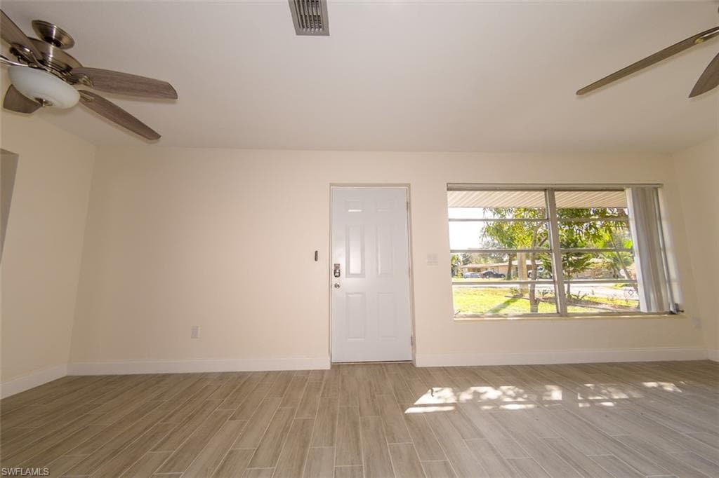 4330 Deleon ST, FORT MYERS FL 33901-19
