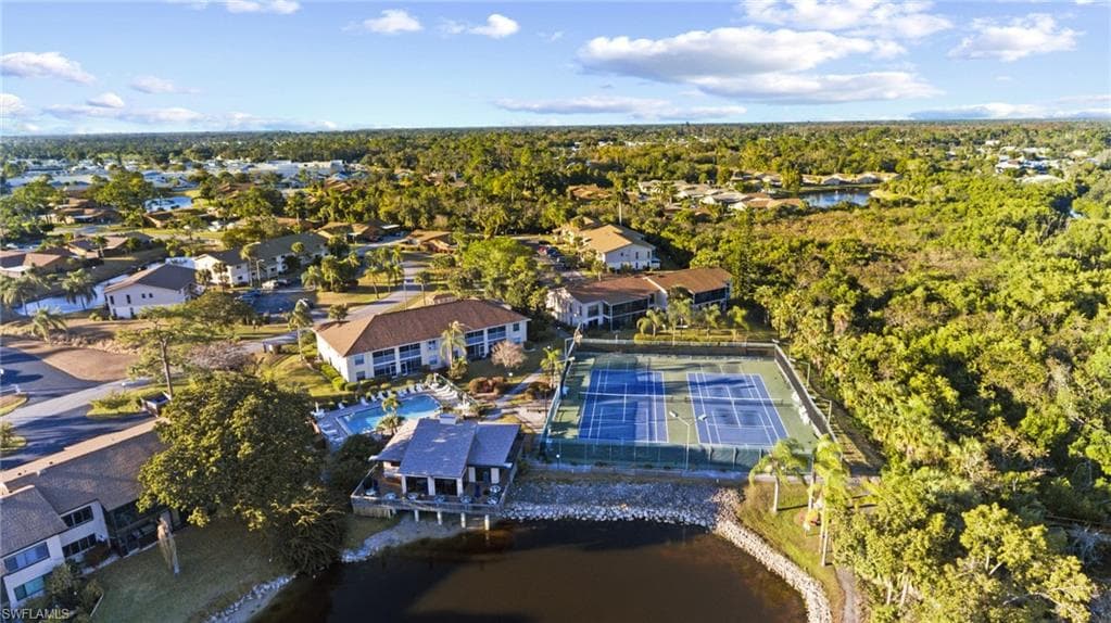 5521 Longleaf DR-26
