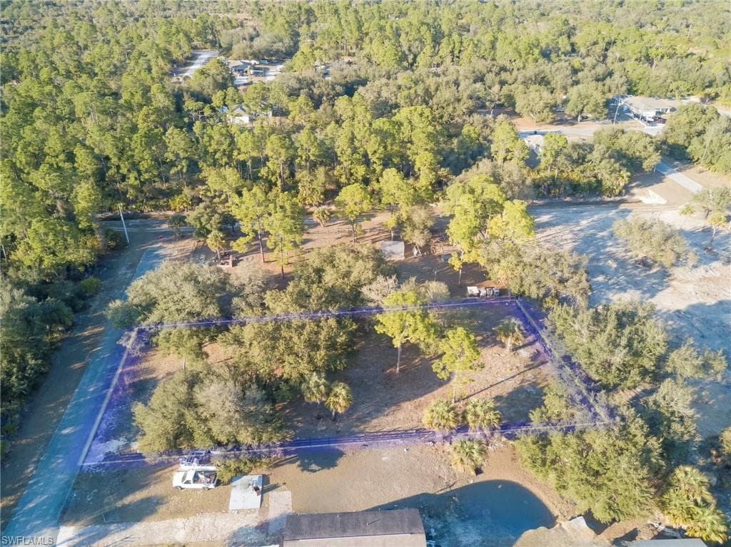2318 Abbott AVE, ALVA FL 33920-2