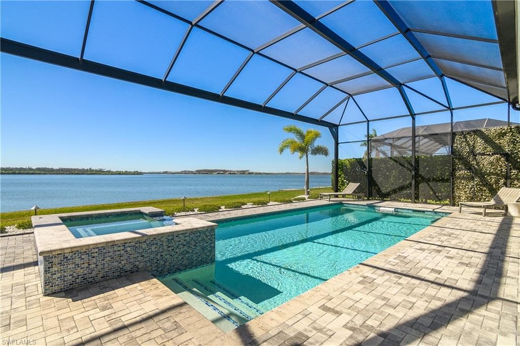 17424 Blue Sapphire DR, FORT MYERS FL 33913-40