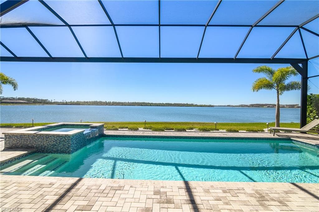 17424 Blue Sapphire DR, FORT MYERS FL 33913-39