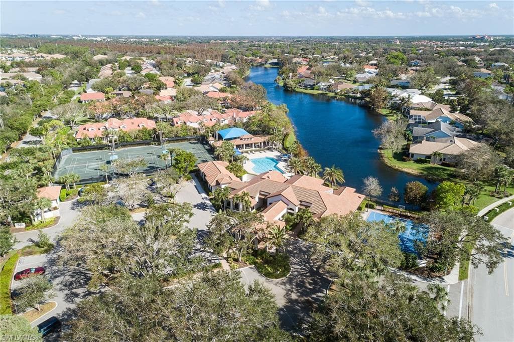 8069 San Vista CIR, NAPLES FL 34109-17