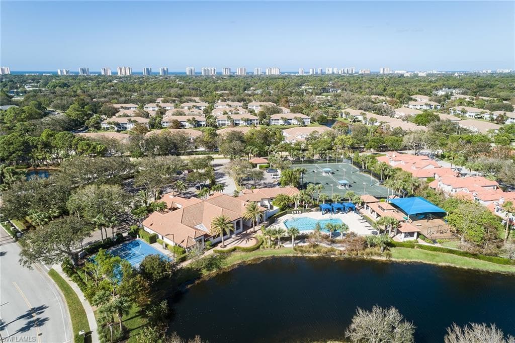 8069 San Vista CIR, NAPLES FL 34109-20