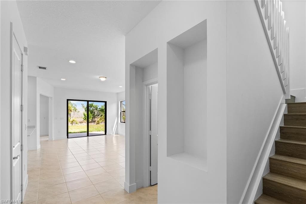 5693 Cassidy LN, AVE MARIA FL 34142-1