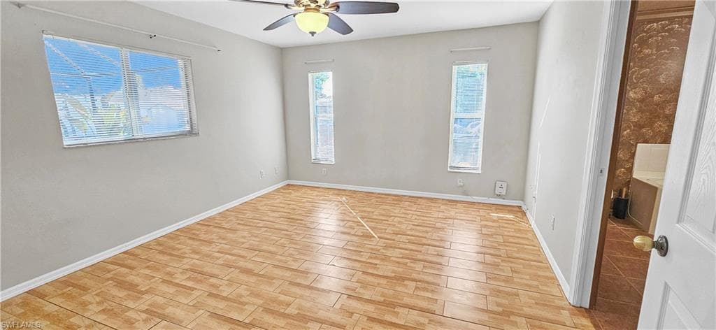 6078 Laurelwood DR-17