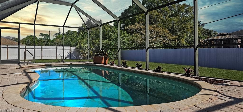 6078 Laurelwood DR-26