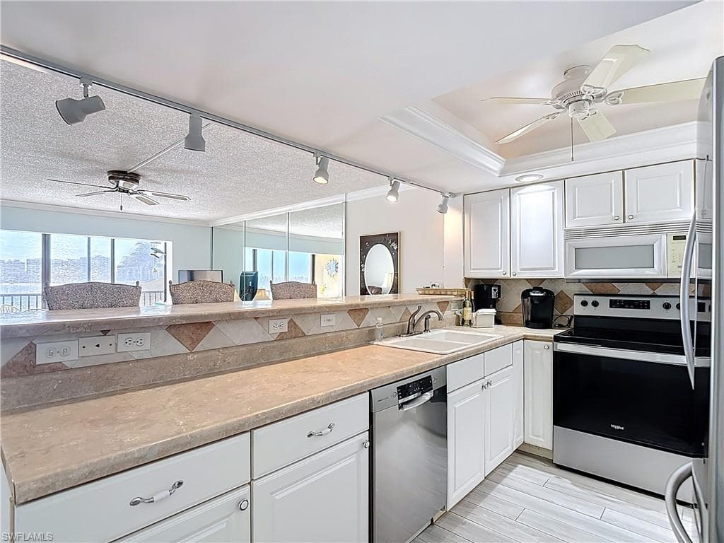 400 Lenell RD # 107, FORT MYERS BEACH FL 33931-8