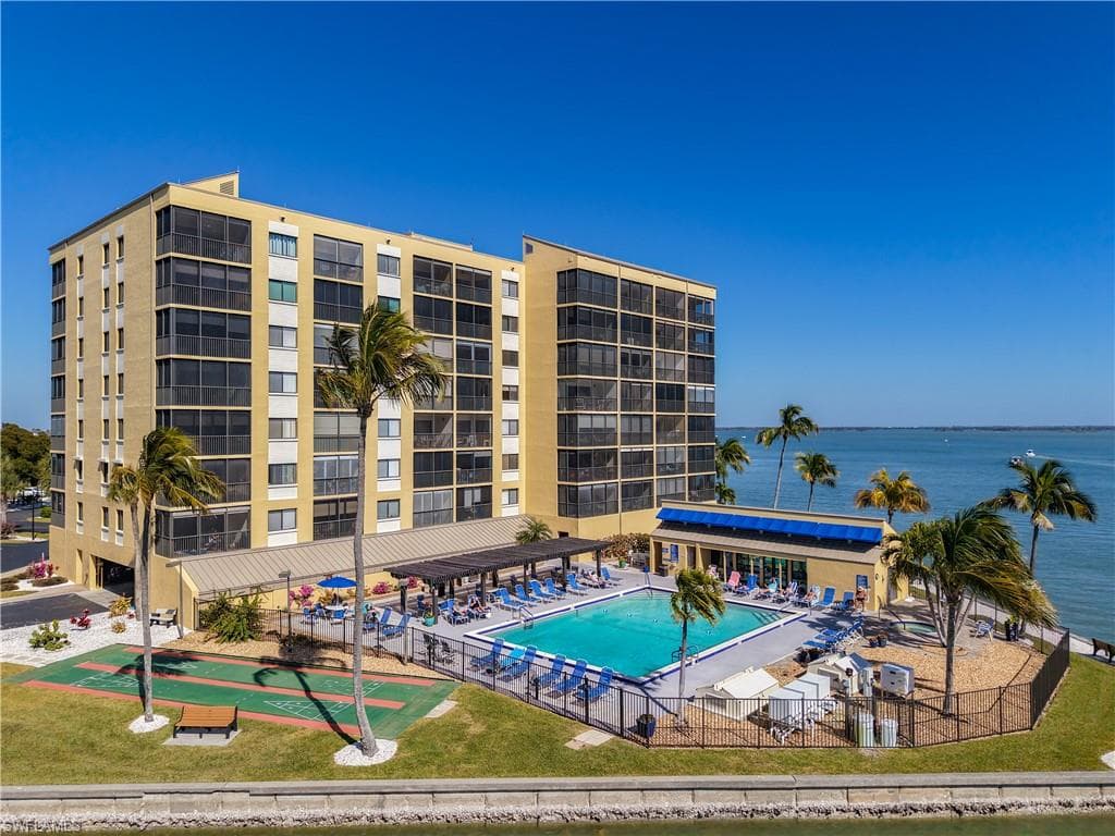 400 Lenell RD # 107, FORT MYERS BEACH FL 33931-13