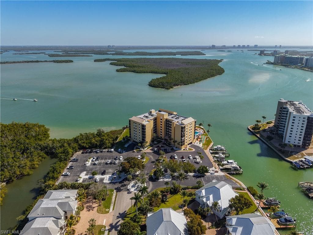 400 Lenell RD # 107, FORT MYERS BEACH FL 33931-23