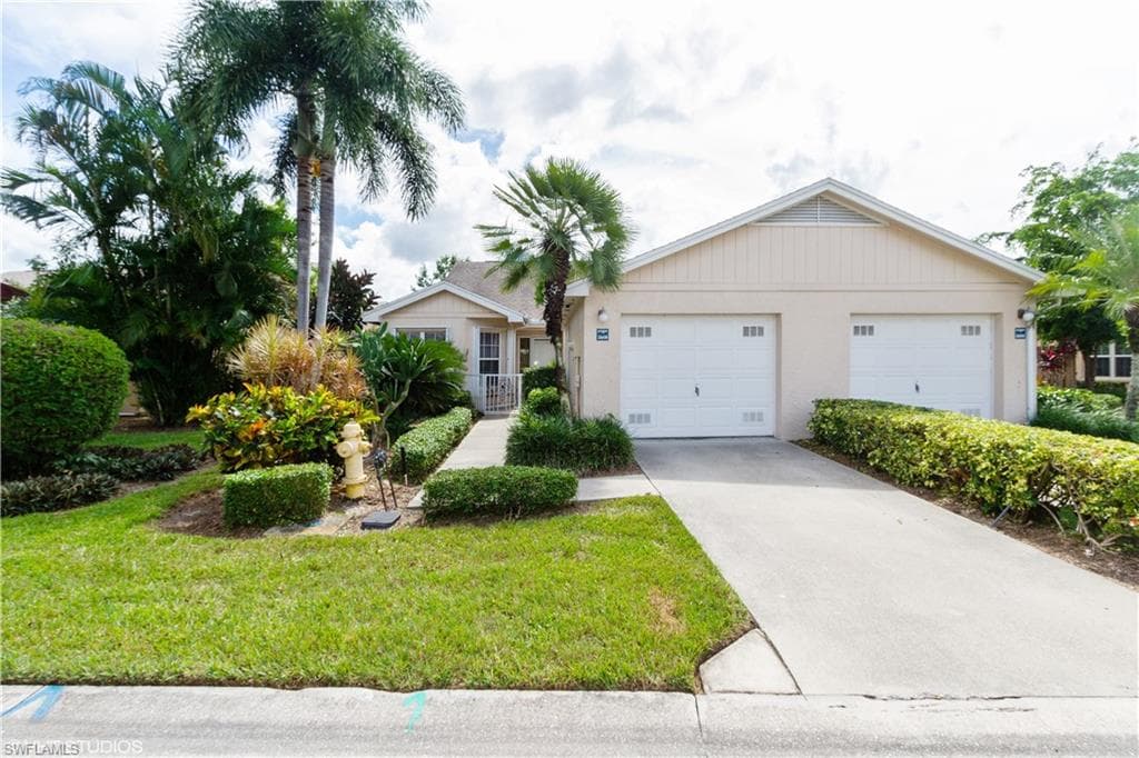 2608 Sailors WAY # 122, NAPLES FL 34109-1