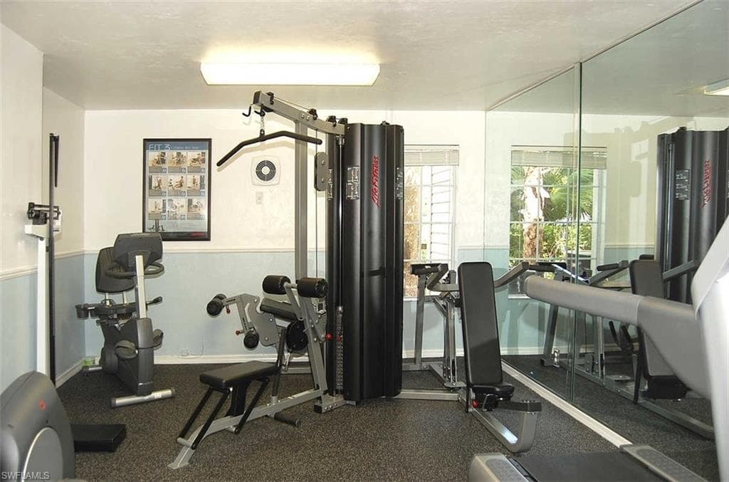 2608 Sailors WAY # 122, NAPLES FL 34109-40