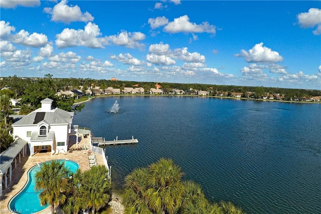 2608 Sailors WAY # 122, NAPLES FL 34109-3