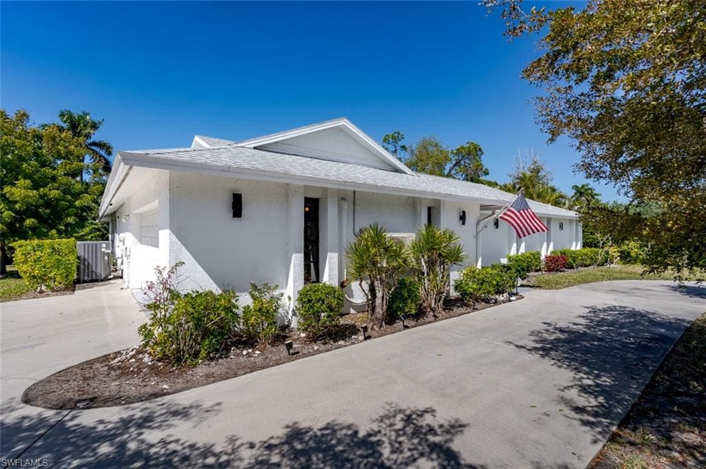 661 Valley DR-1