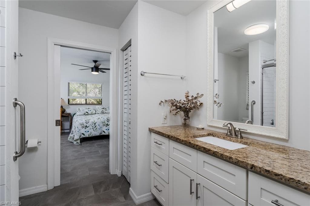 661 Valley DR-29
