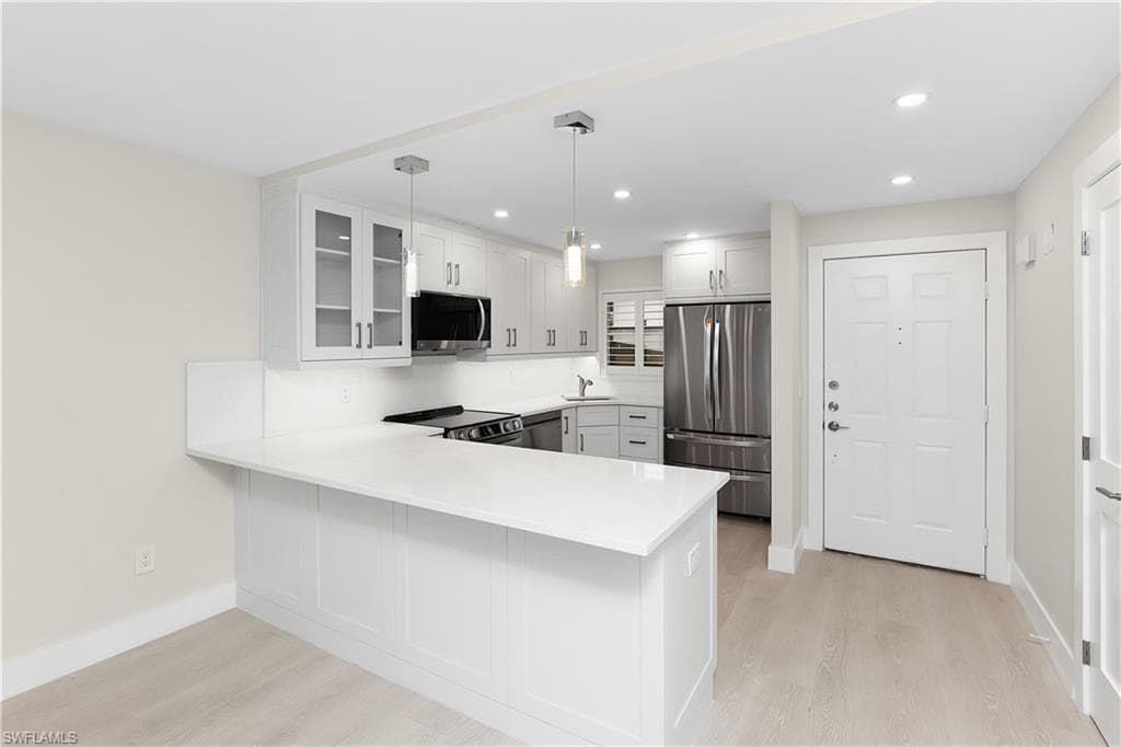 57 High Point CIR W 104-8