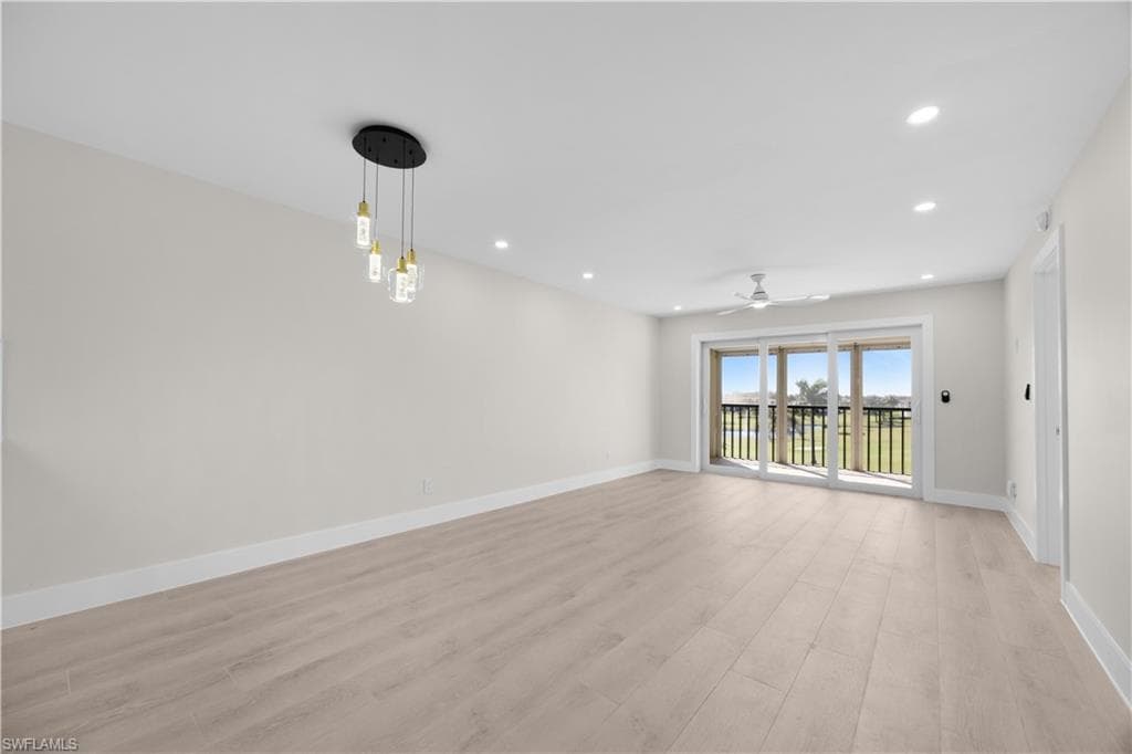 21 High Point CIR E 409-5
