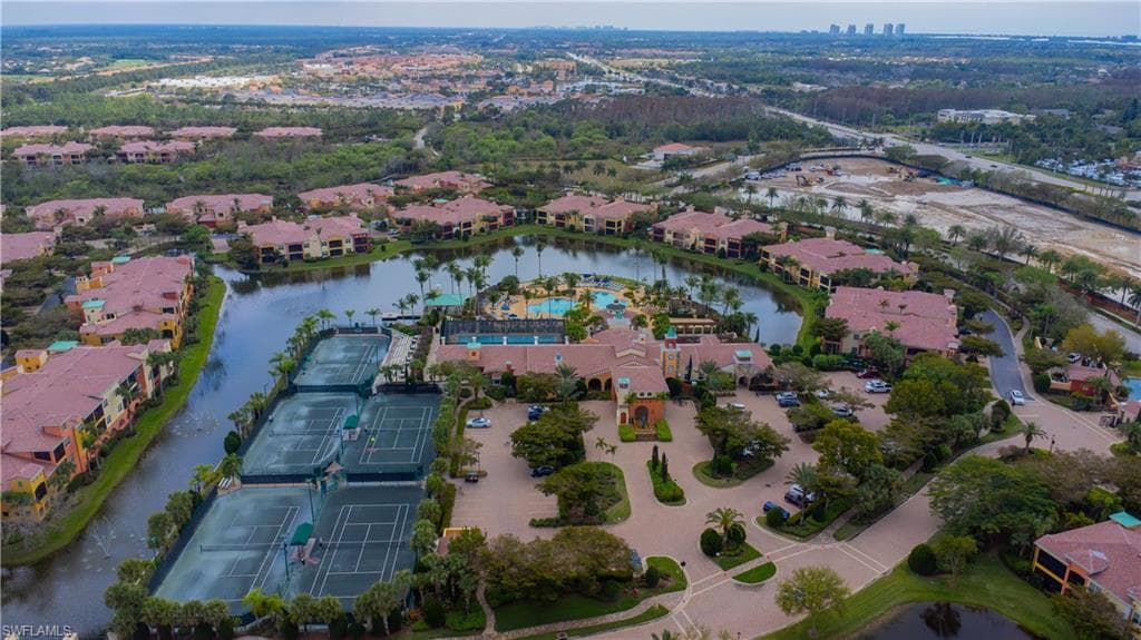 8641 Piazza Del Lago CIR 203-25