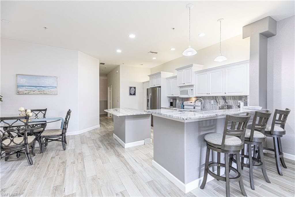 8641 Piazza Del Lago CIR 203-21