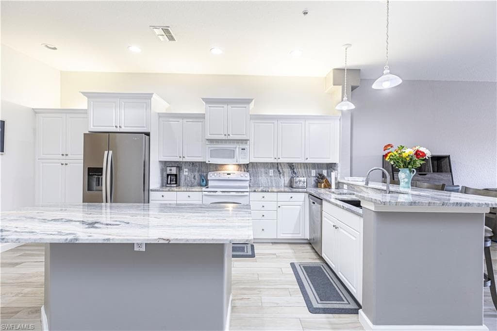8641 Piazza Del Lago CIR 203-8