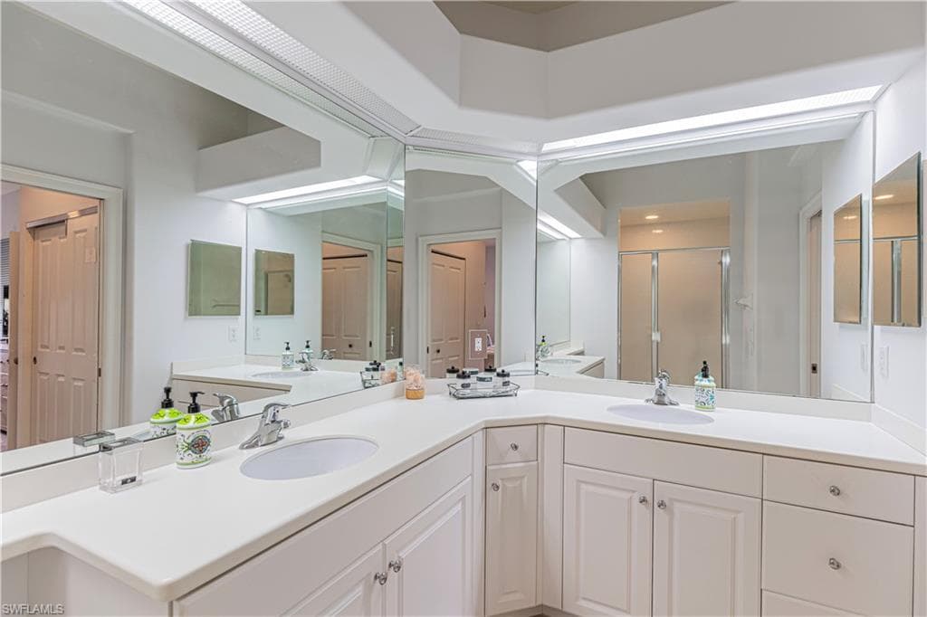 8641 Piazza Del Lago CIR 203-17