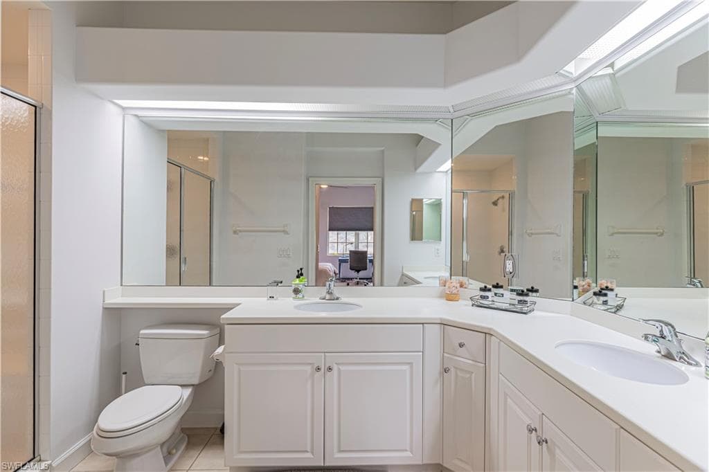 8641 Piazza Del Lago CIR 203-18