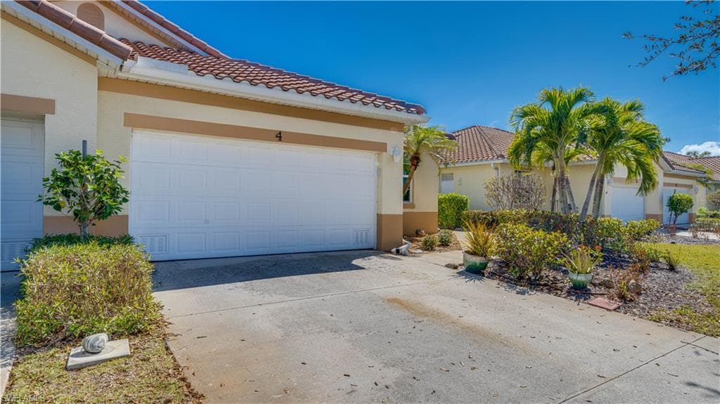 3181 Matecumbe Key RD 4-1