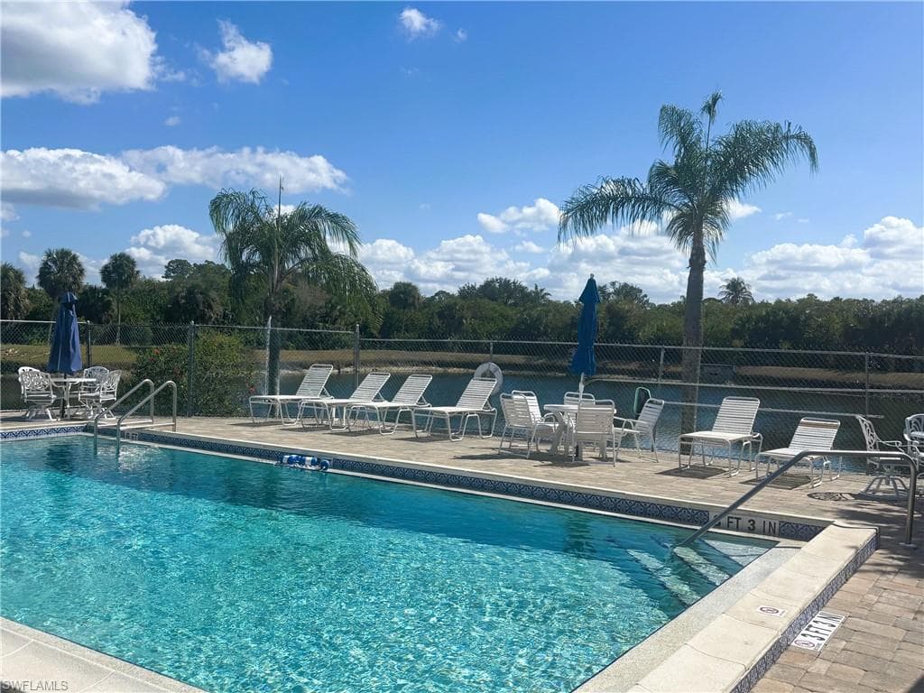 5755 Foxlake DR # C, NORTH FORT MYERS FL 33917-43