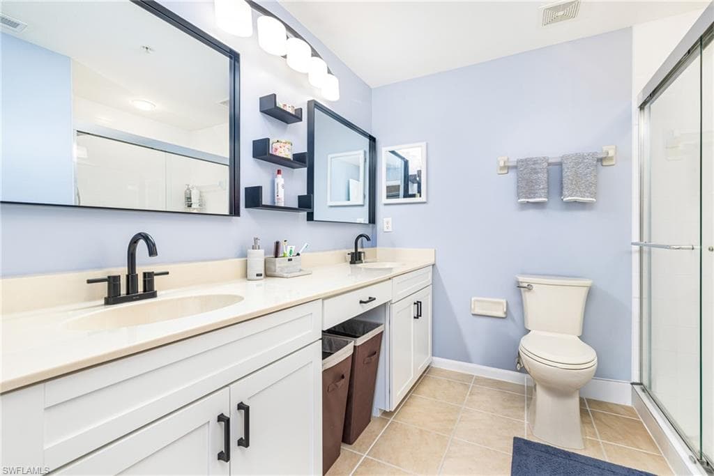 9055 Colby DR 2213-19