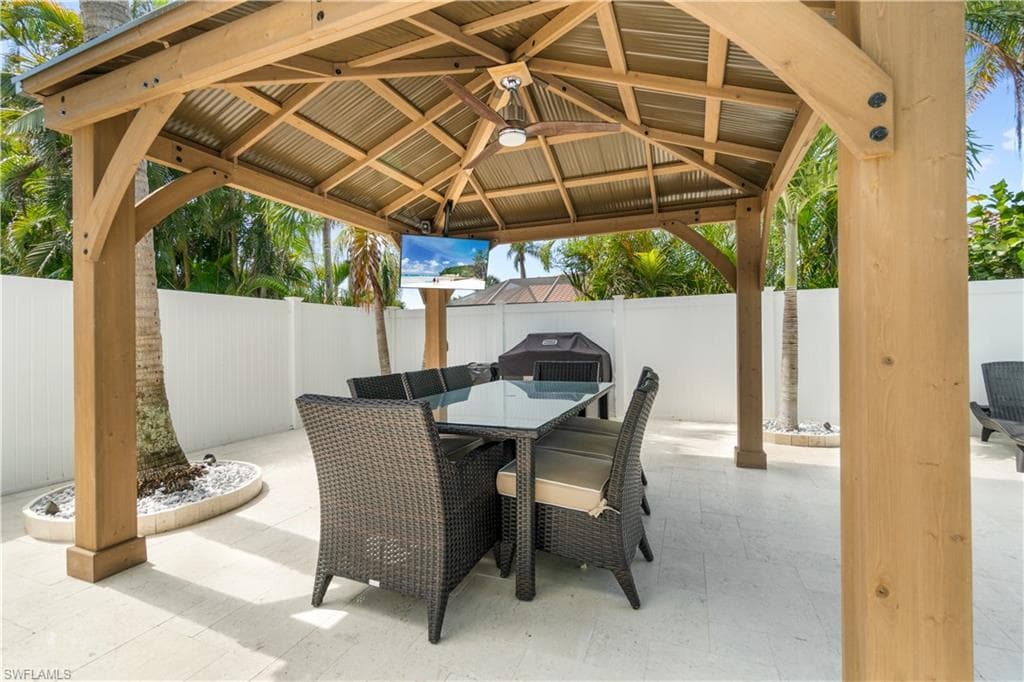 27140 Brendan WAY, BONITA SPRINGS FL 34135-42