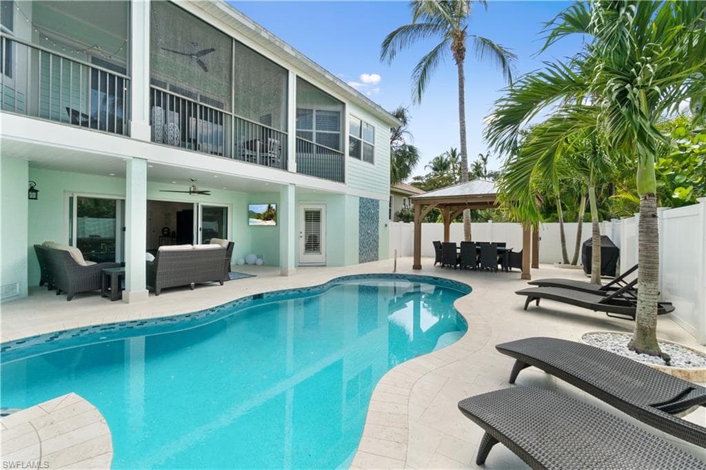 27140 Brendan WAY, BONITA SPRINGS FL 34135-40
