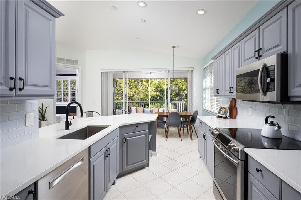 3042 Driftwood WAY 4808-3