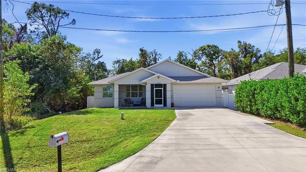 20230 Trailside DR, ESTERO FL 33928-5