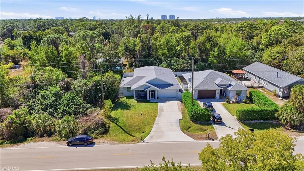20230 Trailside DR, ESTERO FL 33928-3