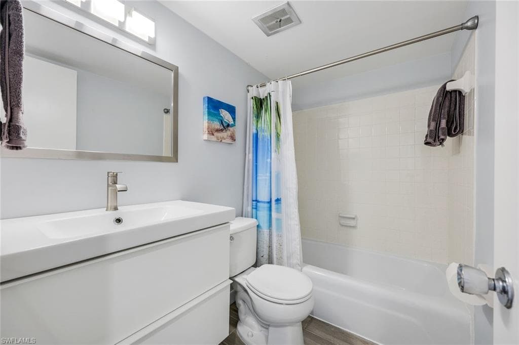 668 Broad AVE S # J668, NAPLES FL 34102-14