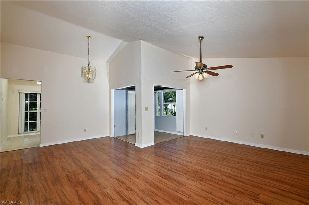 10655 Vanceboro CT-5