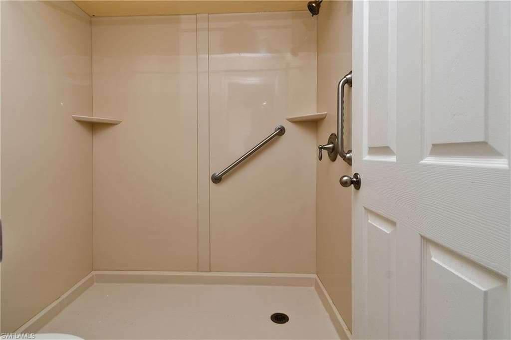 10655 Vanceboro CT-16
